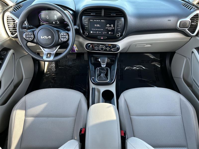 Kia Soul LX 2025