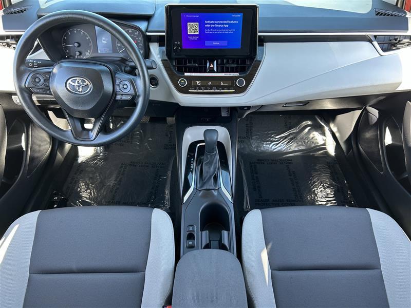 Toyota Corolla LE 2025