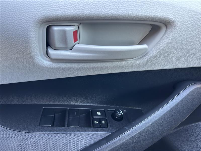 Toyota Corolla LE 2025