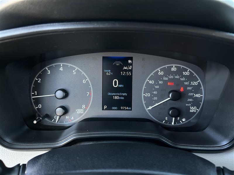 Toyota Corolla LE 2025