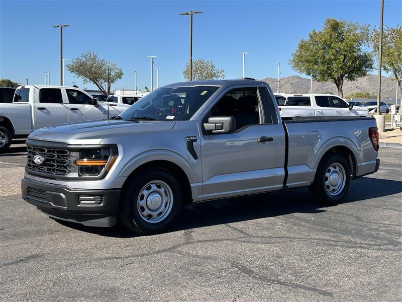 Ford F-150 XL 2WD 2025