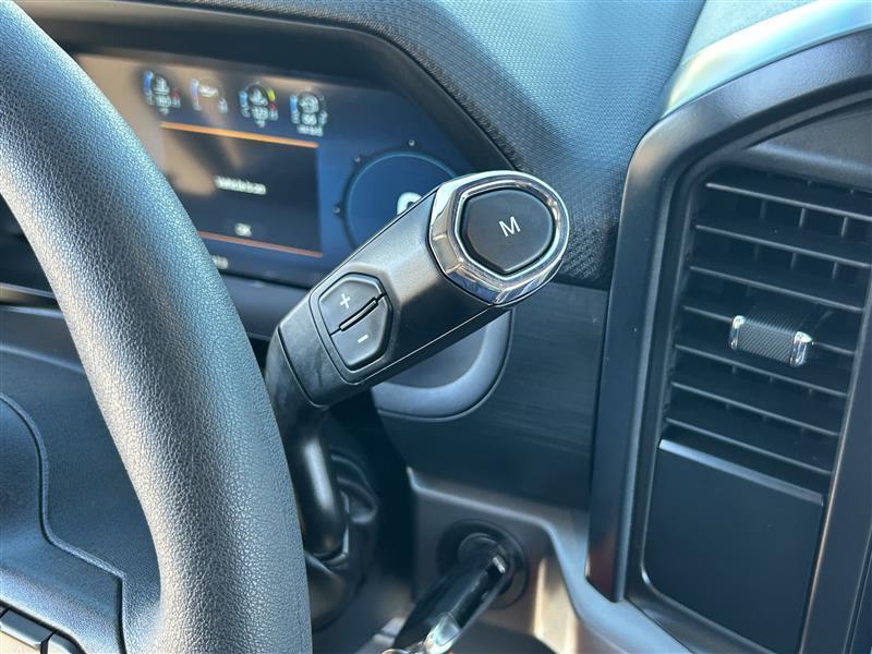 Ford F-150 XL 2WD 2025