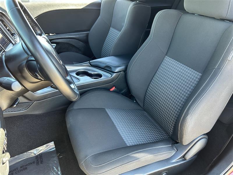 Dodge Challenger GT 2023