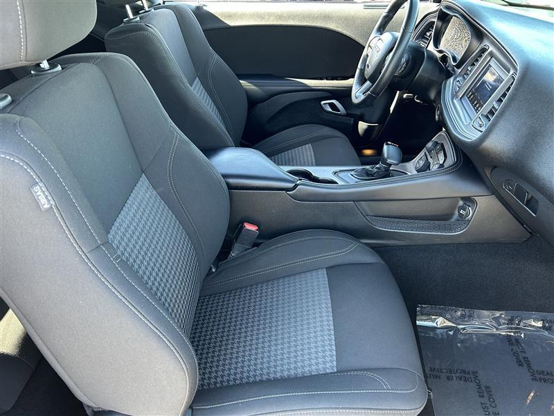 Dodge Challenger SXT 2023