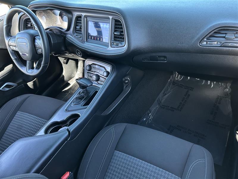 Dodge Challenger SXT 2023