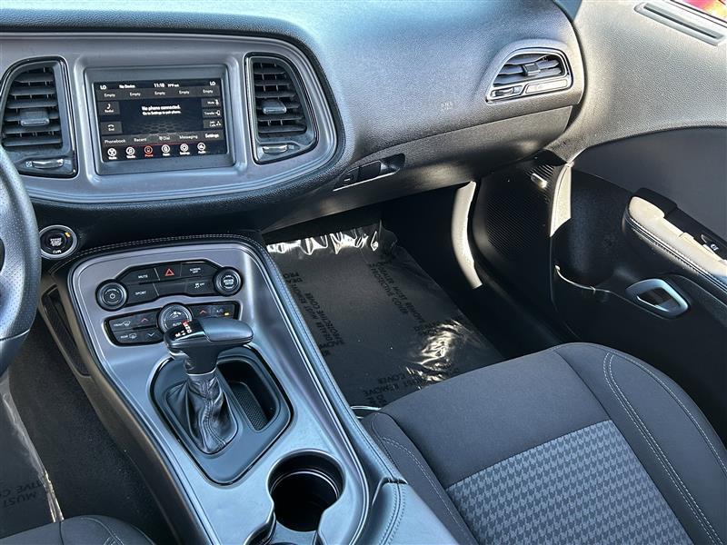 Dodge Challenger SXT 2023