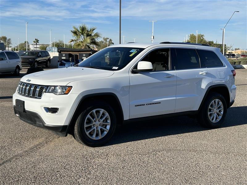 Jeep Grand Cherokee Laredo E 2WD 2021