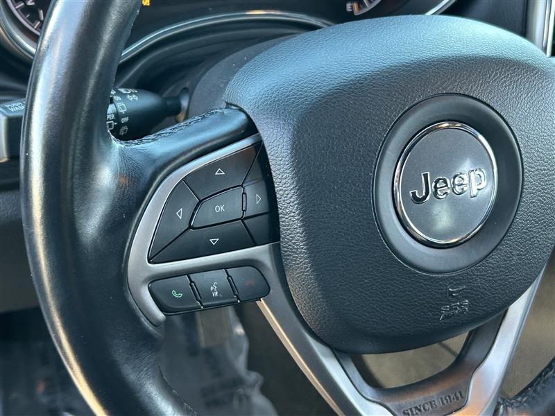 Jeep Grand Cherokee Laredo E 2WD 2021