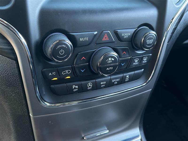 Jeep Grand Cherokee Laredo E 2WD 2021