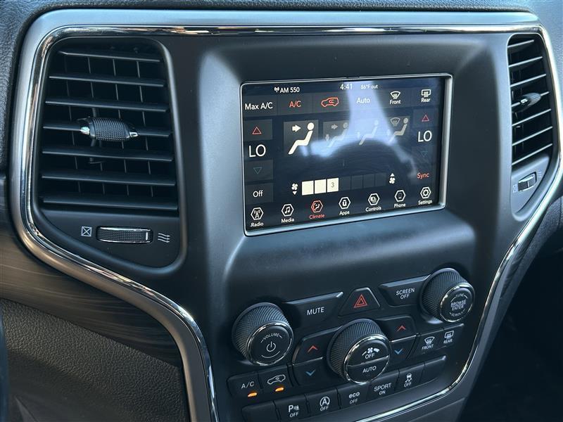 Jeep Grand Cherokee Laredo E 2WD 2021