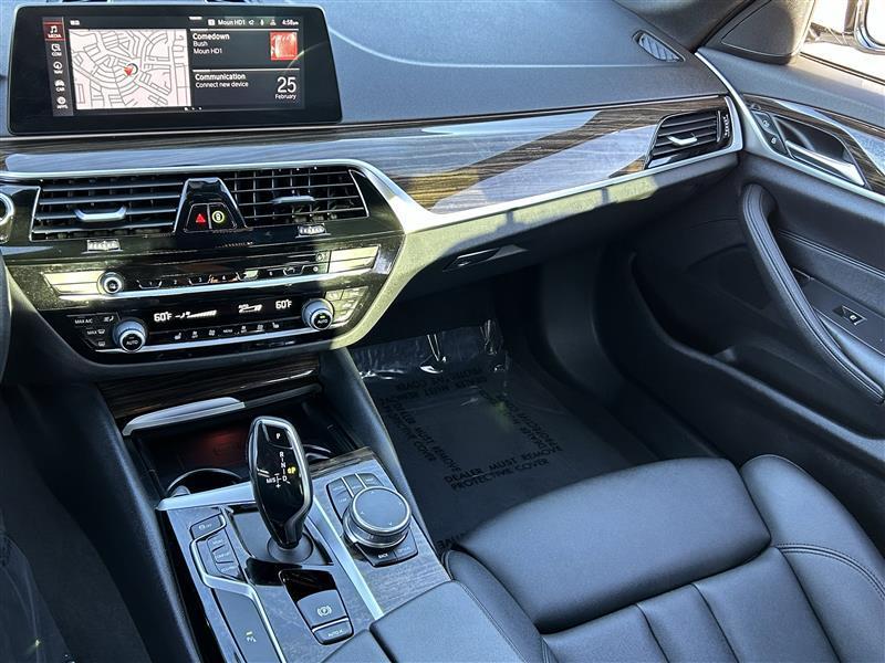 BMW 5-Series 530i 2020
