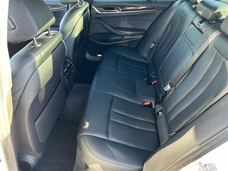 BMW 5-Series 530i 2020