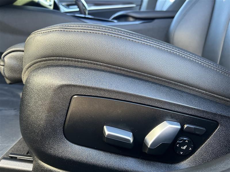 BMW 5-Series 530i 2020