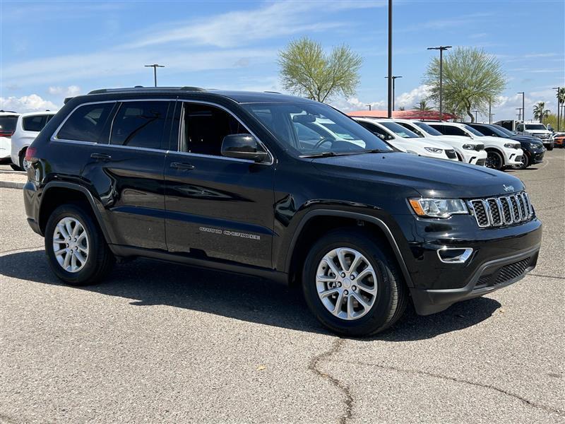 Jeep Grand Cherokee Laredo E 2WD 2021