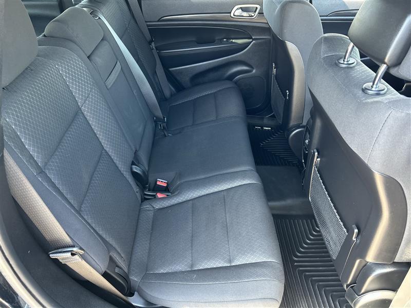 Jeep Grand Cherokee Laredo E 2WD 2021