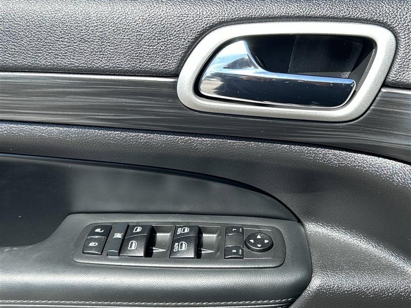 Jeep Grand Cherokee Laredo E 2WD 2021