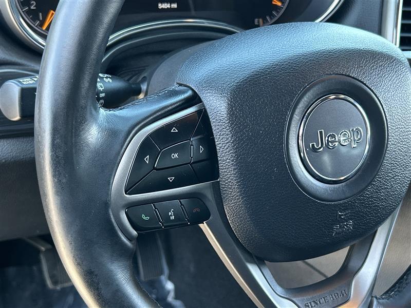 Jeep Grand Cherokee Laredo E 2WD 2021