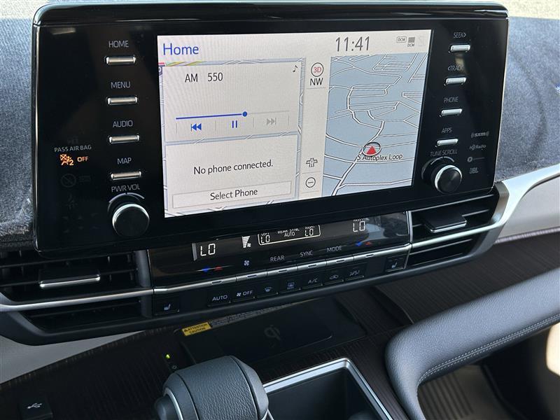 Toyota Sienna XLE 7-Passenger 2023