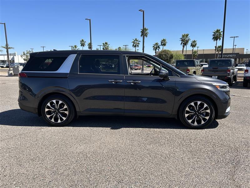 Kia Carnival EX 2022