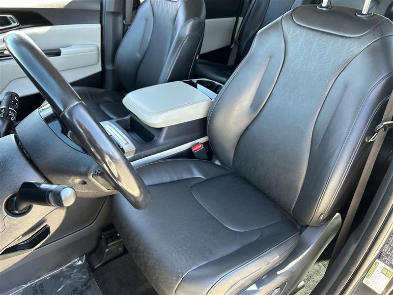 Kia Carnival EX 2022