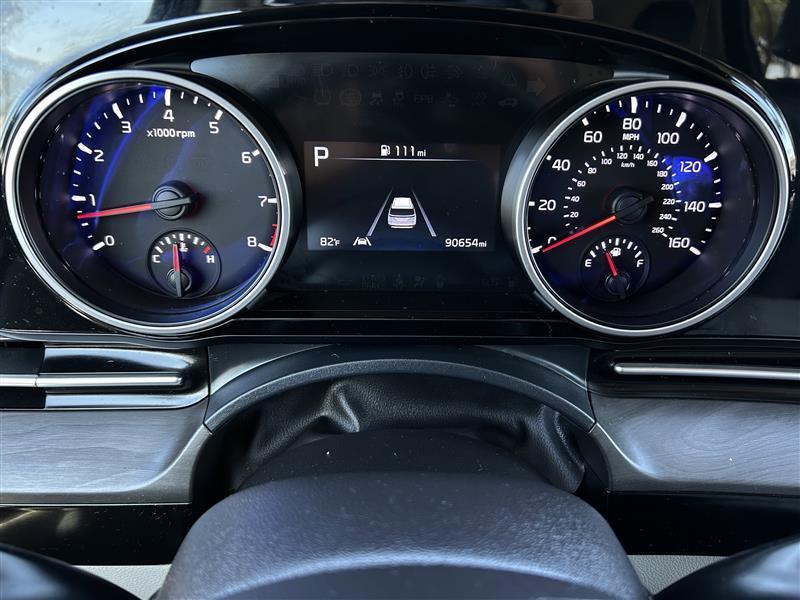 Kia Carnival EX 2022