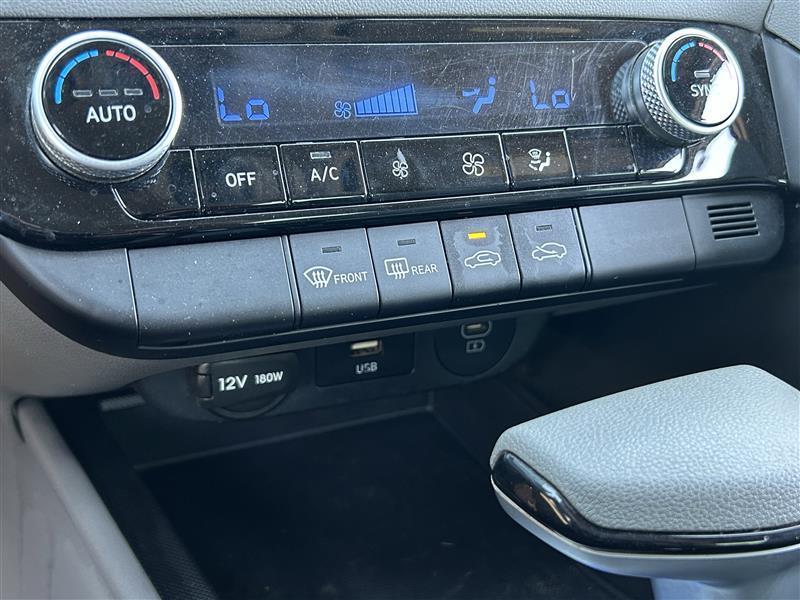 Hyundai Elantra SEL 2024