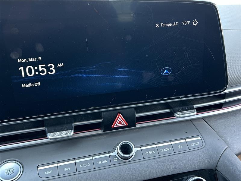 Hyundai Elantra SEL 2024