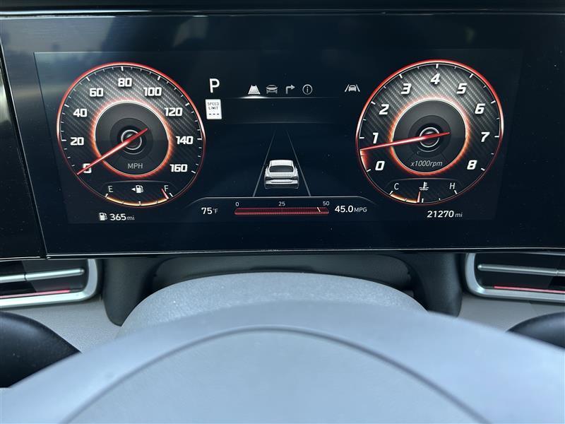 Hyundai Elantra SEL 2024