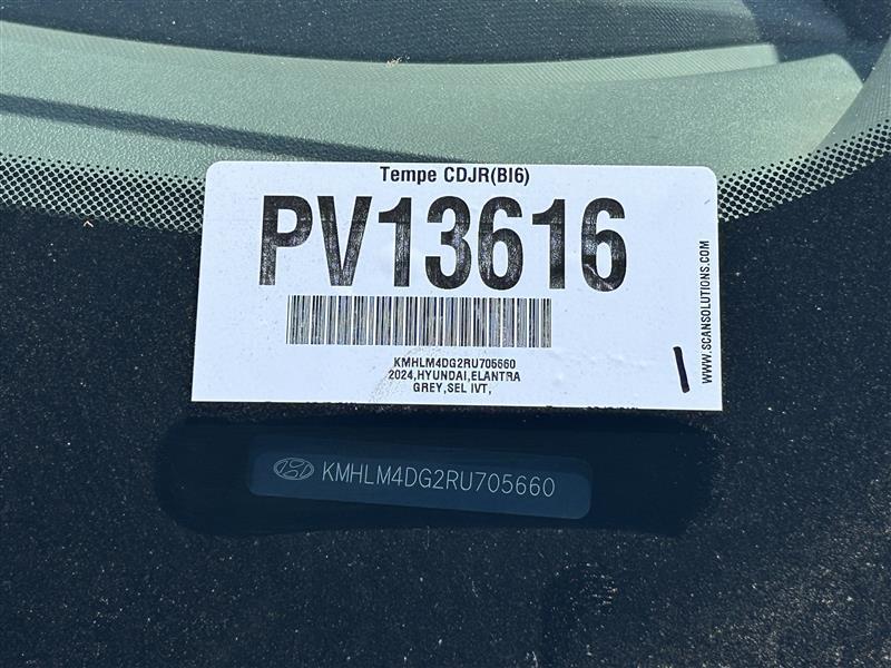Hyundai Elantra SEL 2024