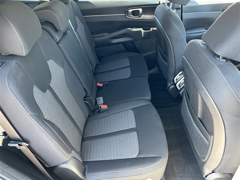 Kia Sorento LX 2WD 2022