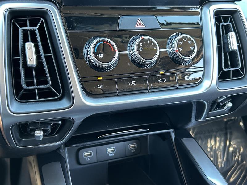 Kia Sorento LX 2WD 2022