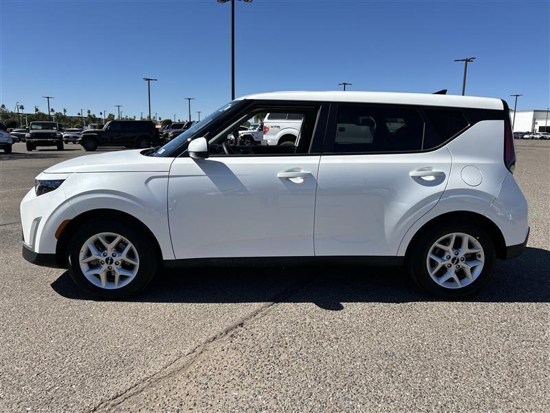 Kia Soul LX 2025