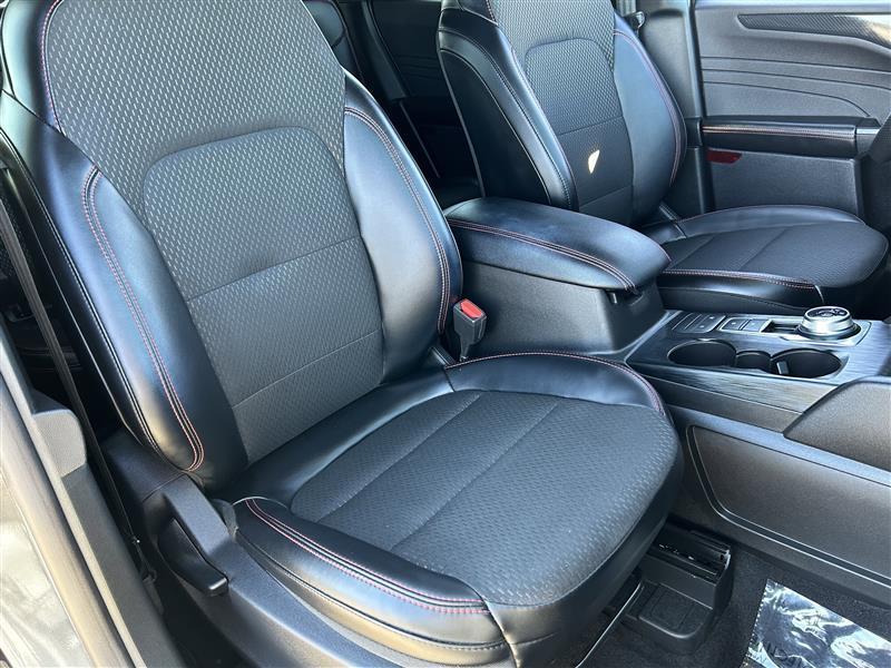 Ford Escape ST-Line 2025