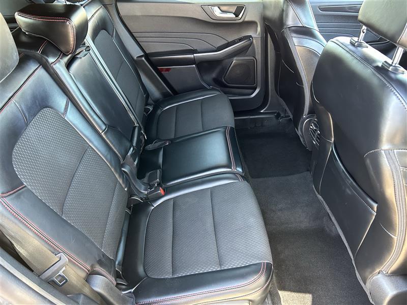 Ford Escape ST-Line 2025