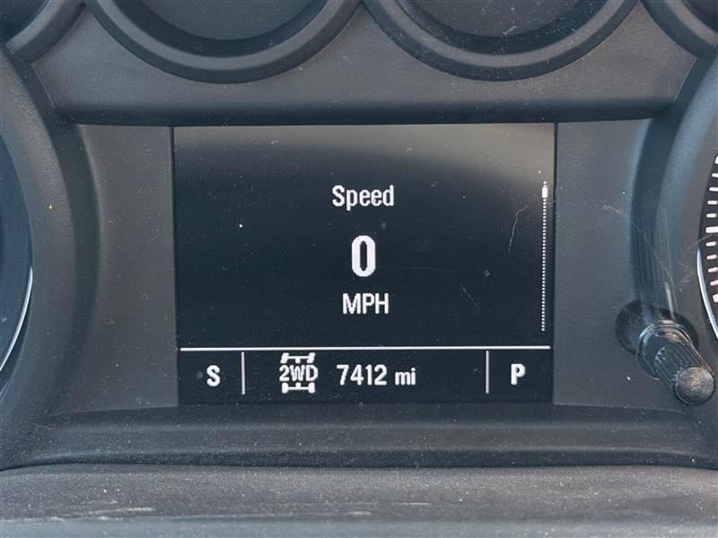 Chevrolet Silverado 2500HD Custom Double Cab Long Box 4WD 2025