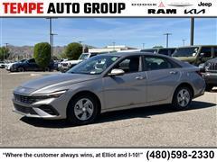 2024 Hyundai Elantra 