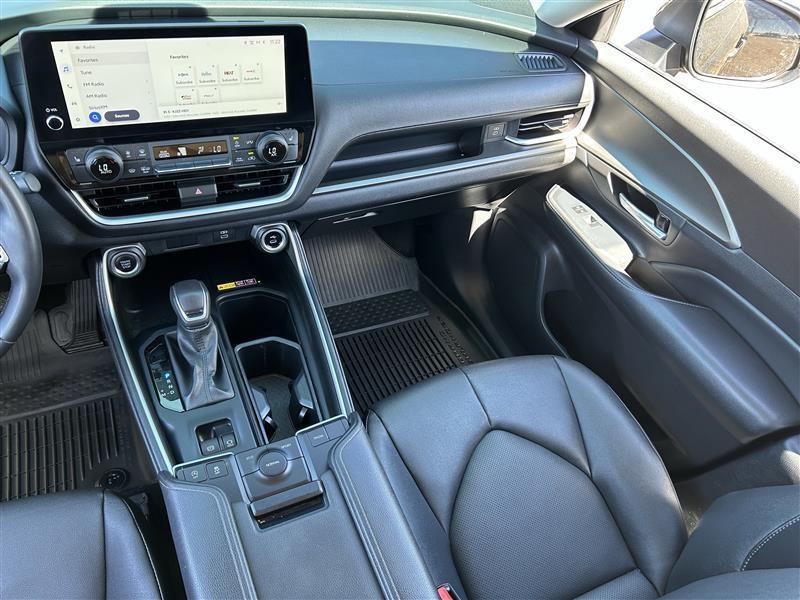 Toyota Grand Highlander XLE 2024