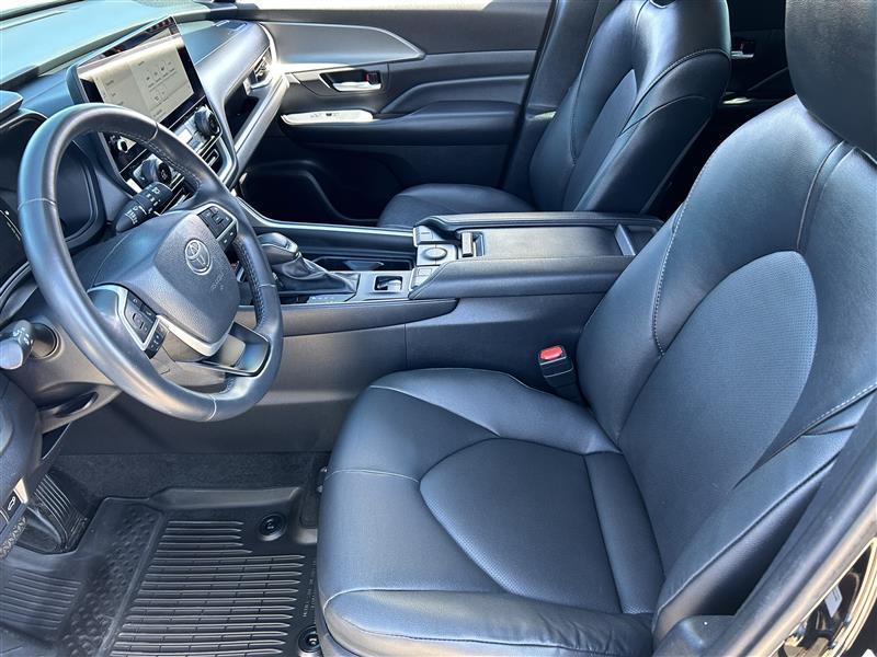 Toyota Grand Highlander XLE 2024