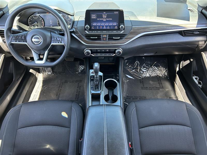 Nissan Altima 2.5 SV 2023