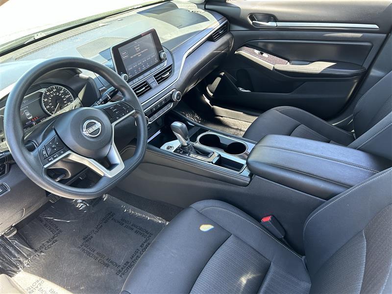 Nissan Altima 2.5 SV 2023