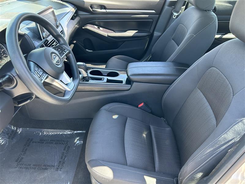 Nissan Altima 2.5 SV 2023