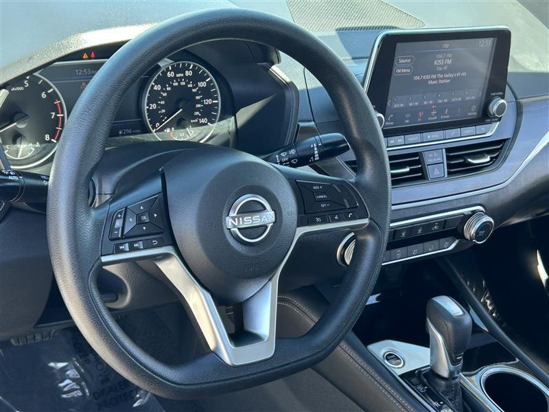 Nissan Altima 2.5 SV 2023