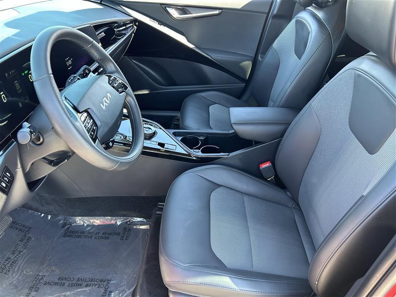 Kia Niro EX 2025