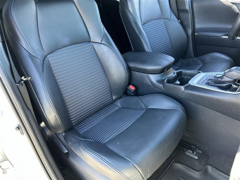 Toyota RAV4 Hybrid XLE 2021