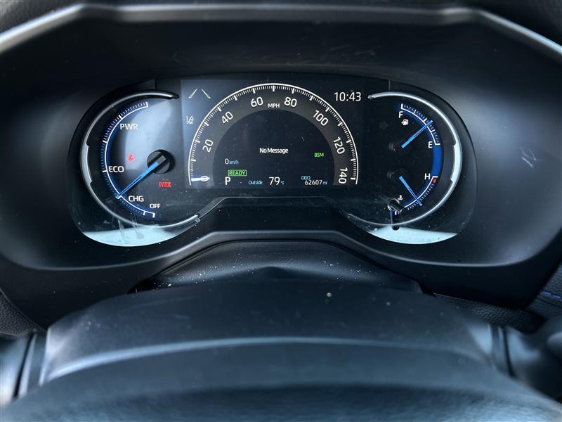 Toyota RAV4 Hybrid XLE 2021