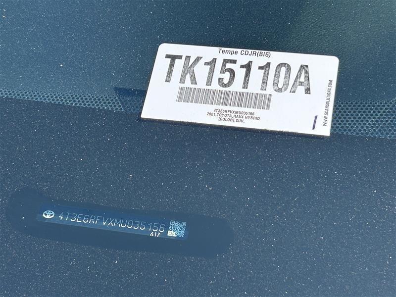 Toyota RAV4 Hybrid XLE 2021