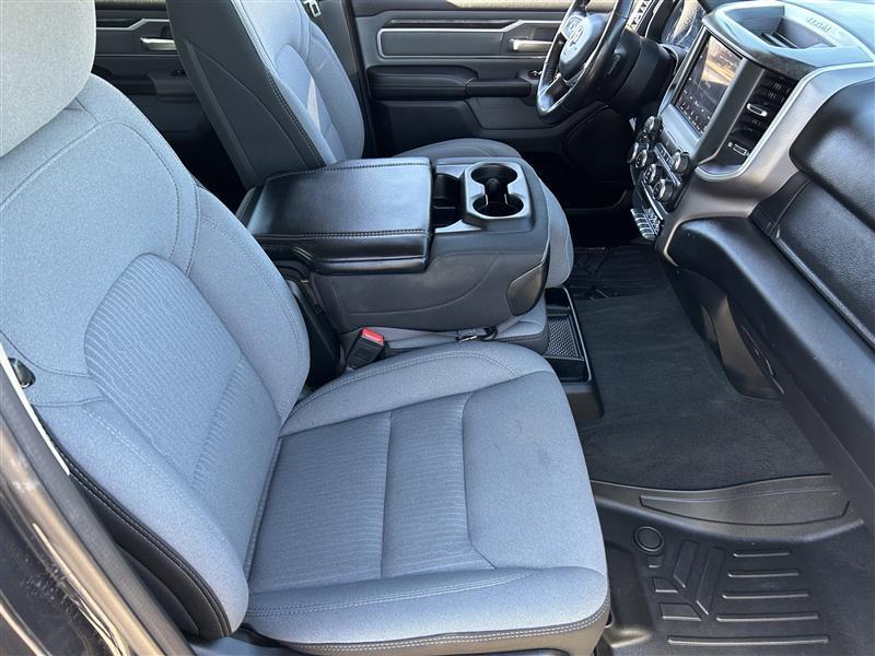 RAM 1500 Big Horn Crew Cab SWB 4WD 2020