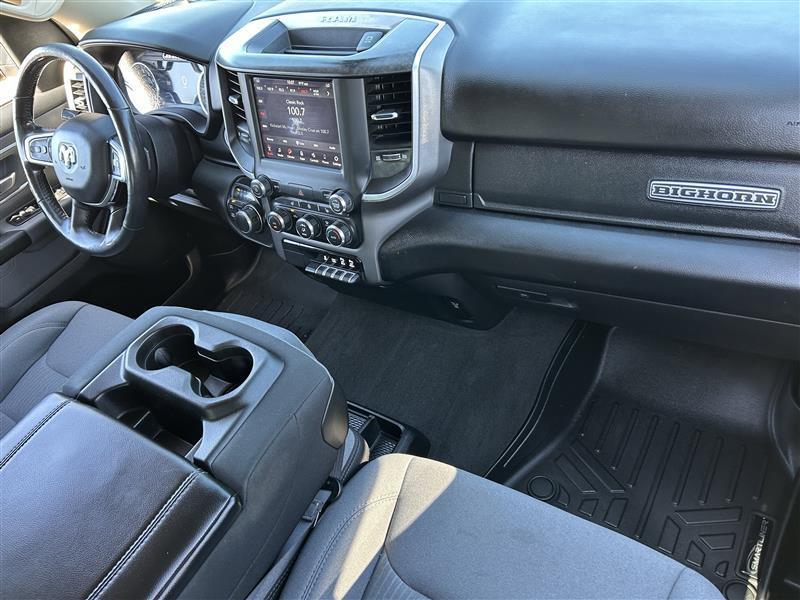 RAM 1500 Big Horn Crew Cab SWB 4WD 2020