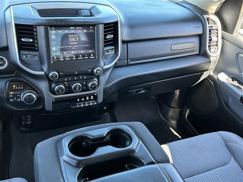 RAM 1500 Big Horn Crew Cab SWB 4WD 2020