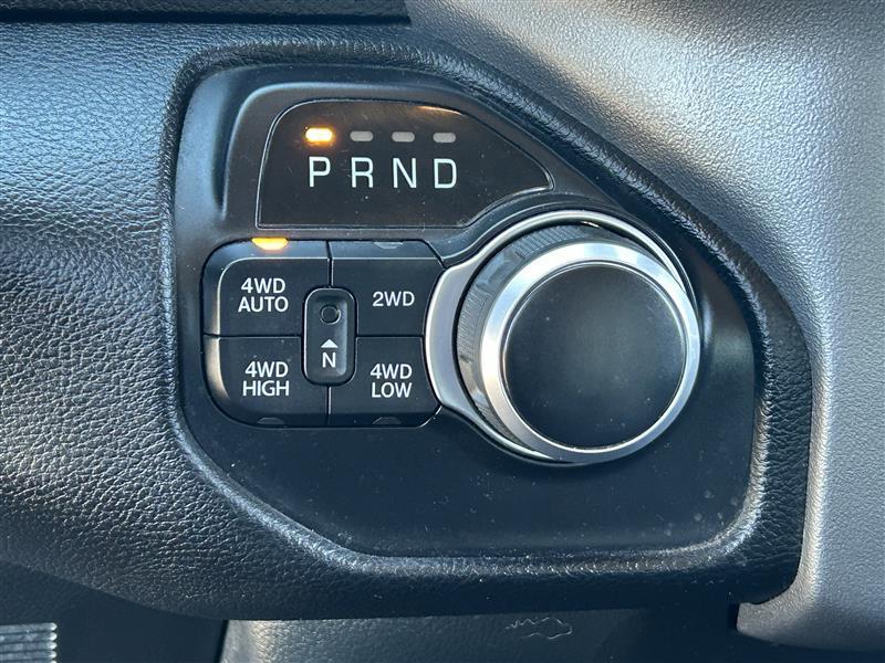 RAM 1500 Big Horn Crew Cab SWB 4WD 2020